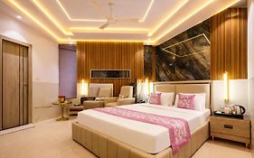 Hotel Transit International- Aerocity Delhi Airport